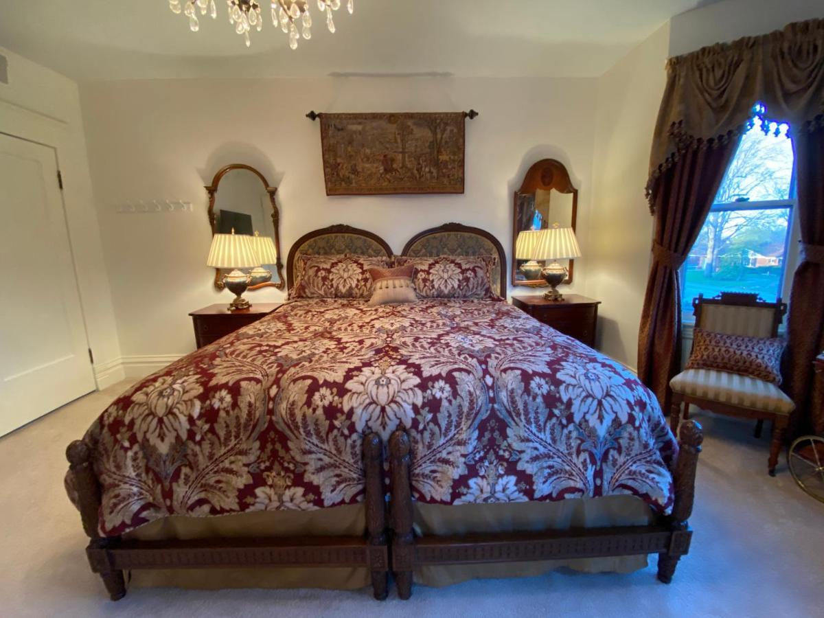 Breese Inn Екстер'єр фото